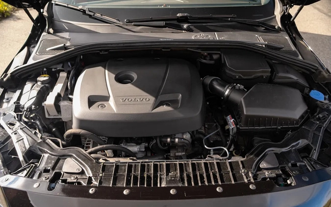 Volvo S60 cena 77800 przebieg: 112000, rok produkcji 2016 z Kutno małe 352